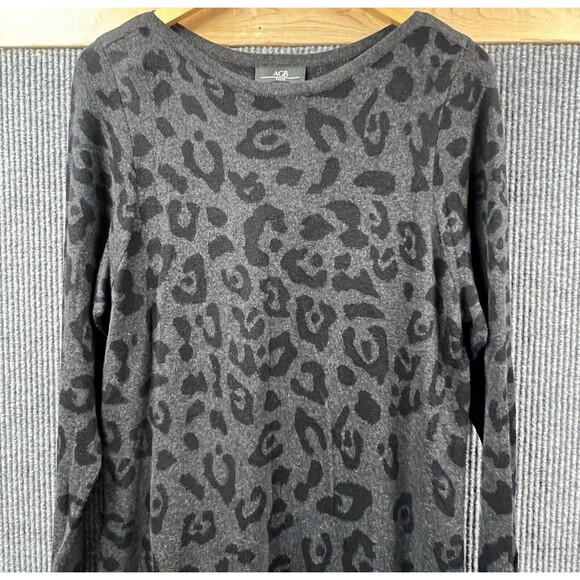 AGB Sweater Dress Womens Large All Over Leopard Print Ballet Neck‎ Charcoal - Picture 4 of 9